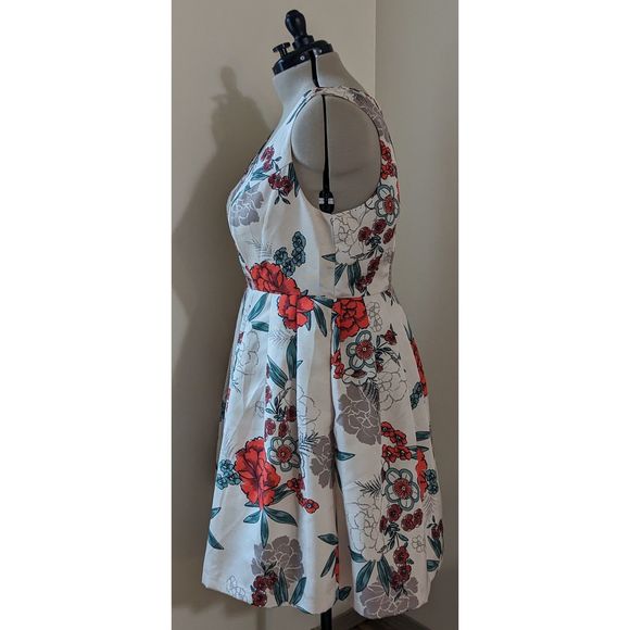 Modcloth Elegant Excellence Floral 1940s Vintage Style Party Dress - Picture 3 of 8